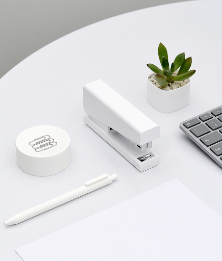 Cách lắp ghim bấm giấy